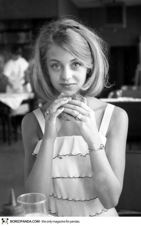 Goldie Hawn la 19 ani